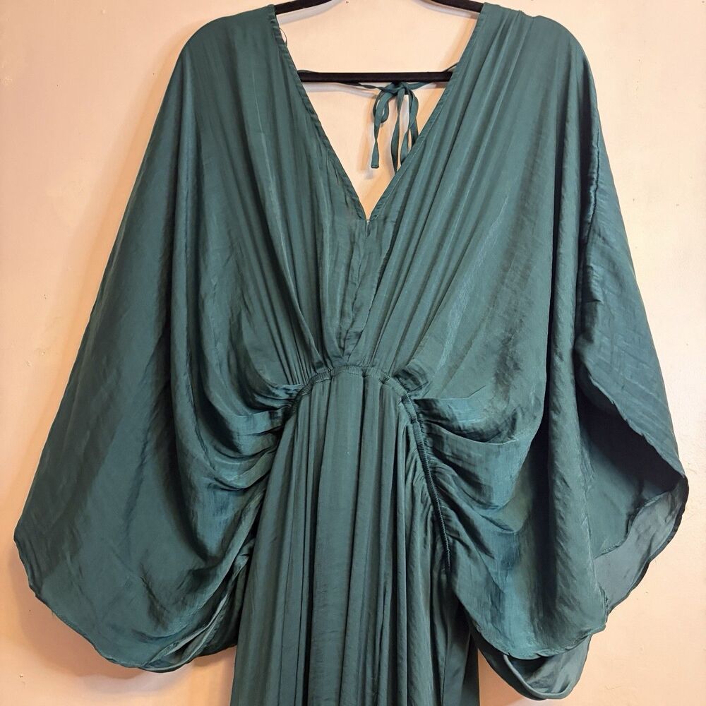 Aakaa Green Satin Solid V-Neck Batwing Long Sleeve 3XL